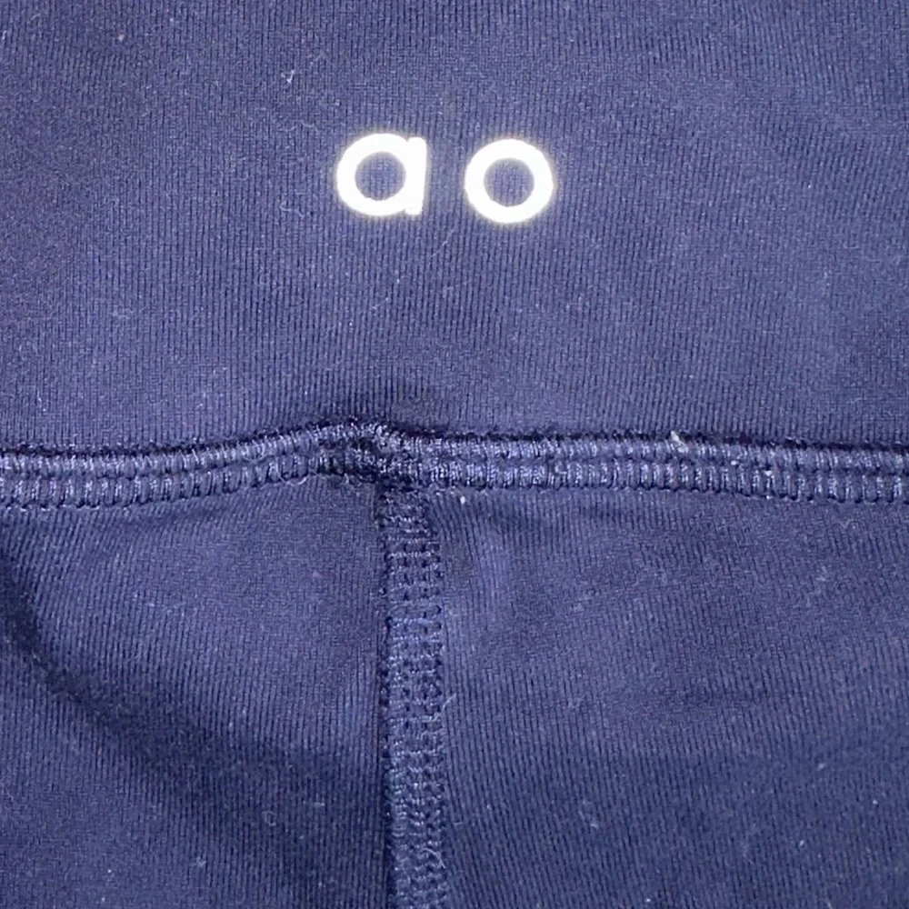 Alo navy leggings - Picture 3 of 4